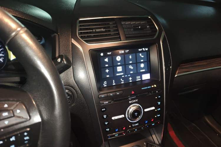 Used Ford Explorer 2017 2.3T Elite Edition Audio And AC Panel