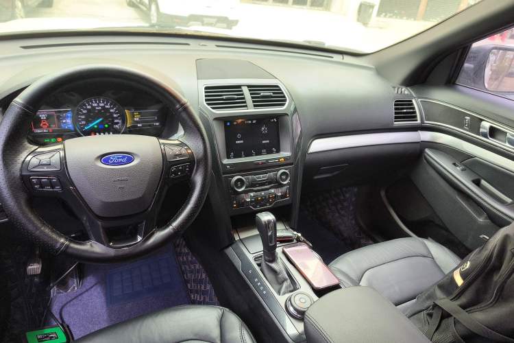 Used Ford Explorer 2017 2.3T Fashion Edition Audio And AC Panel