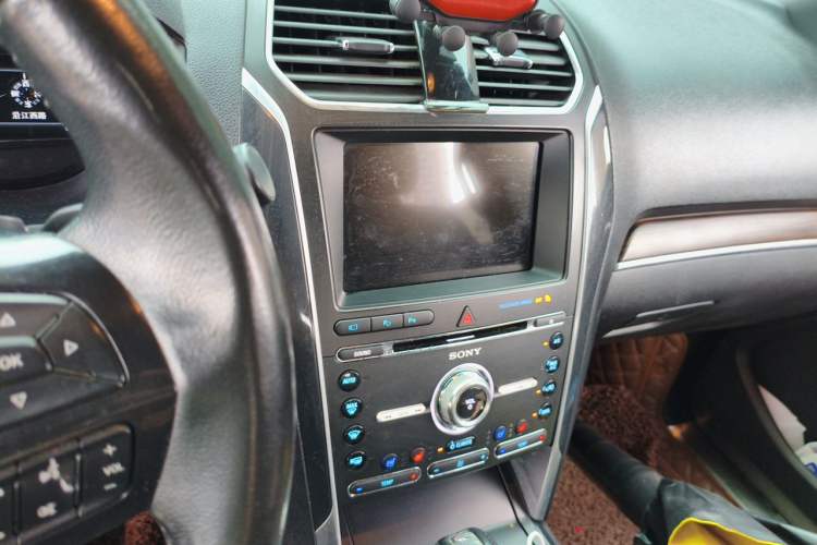 Used Ford Explorer 2017 2.3T Elite Edition Audio And AC Panel