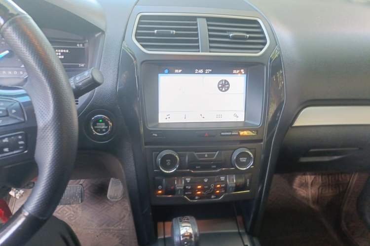 Used Ford Explorer 2017 2.3T Fashion Edition Audio And AC Panel