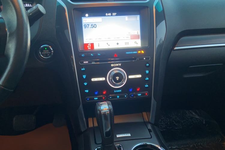 Used Ford Explorer 2017 2.3T Elite Edition Audio And AC Panel