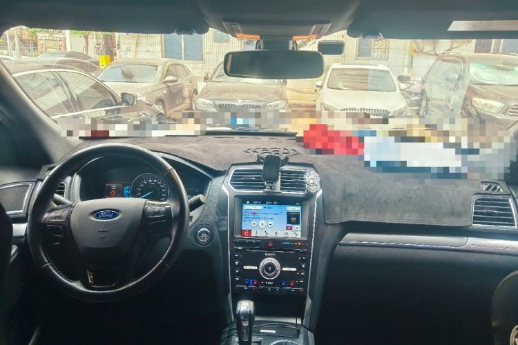 Used Ford Explorer 2017 3.5T Sport Edition Center Console