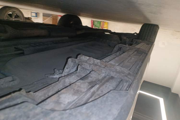 Used Ford Explorer 2017 3.5T Platinum Edition Chassis Front Right