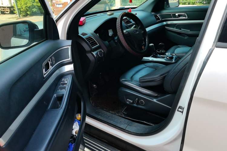 Used Ford Explorer 2017 2.3T Elite Edition Driver Seat