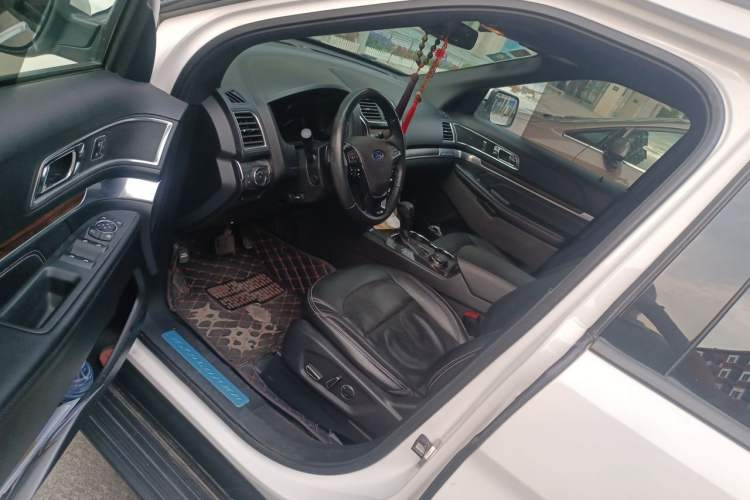 Used Ford Explorer 2017 2.3T Elite Edition Driver Seat