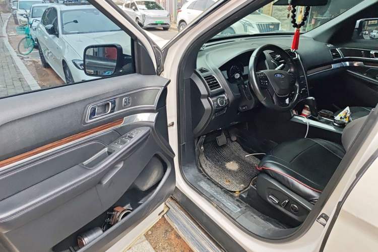 Used Ford Explorer 2017 2.3T Elite Edition Driver Seat