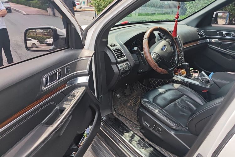 Used Ford Explorer 2017 2.3T Elite Edition Driver Seat