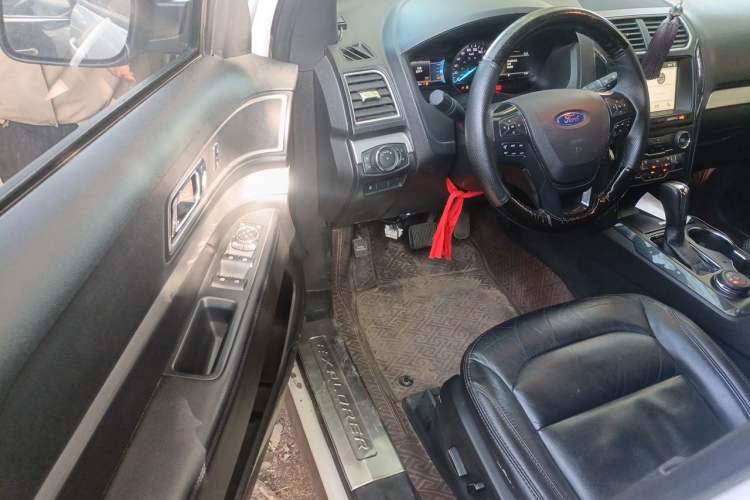 Used Ford Explorer 2017 2.3T Fashion Edition Driver Seat