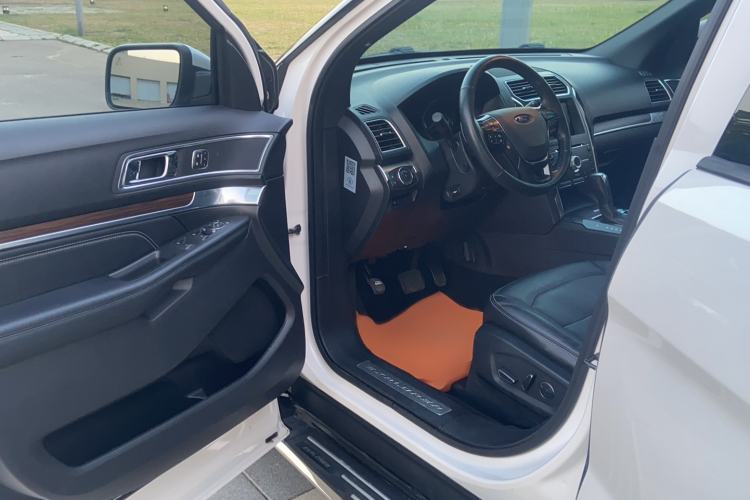 Used Ford Explorer 2017 2.3T Elite Edition Driver Seat