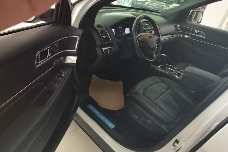 Used Ford Explorer 2017 2.3T Elite Edition Driver Seat
