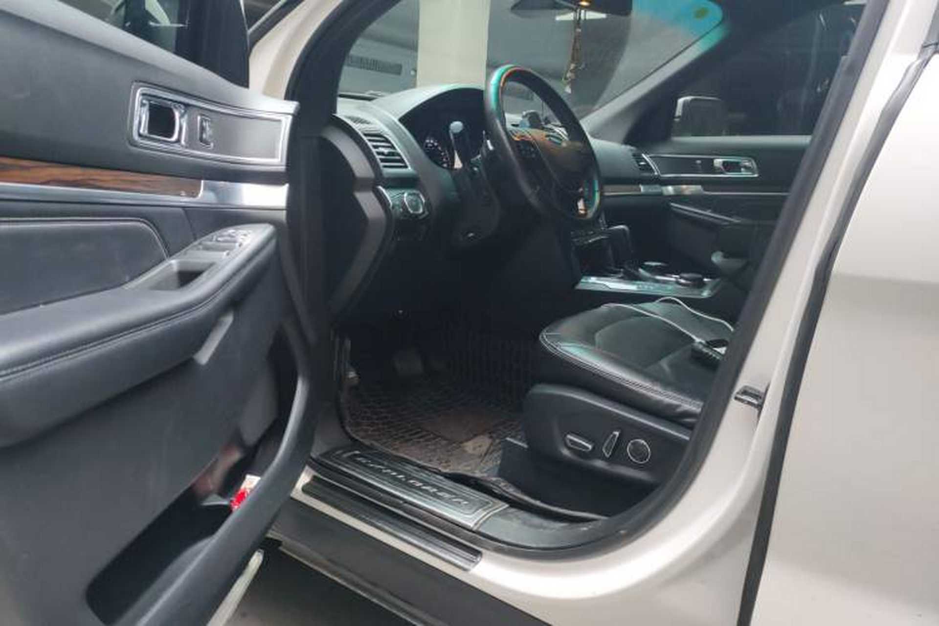 Used Ford Explorer 2017 2.3T Elite Edition Driver Seat