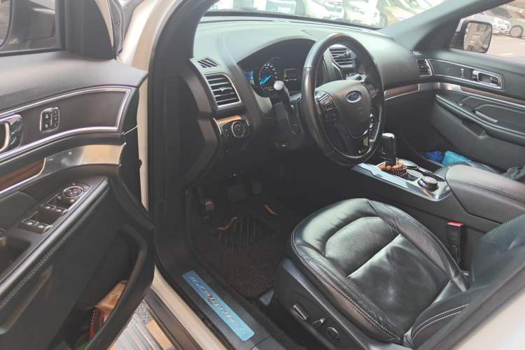 Used Ford Explorer 2017 2.3T Elite Edition Driver Seat