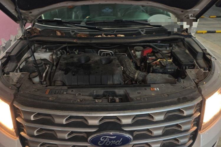 Used Ford Explorer 2017 2.3T Fashion Edition Engine Bay