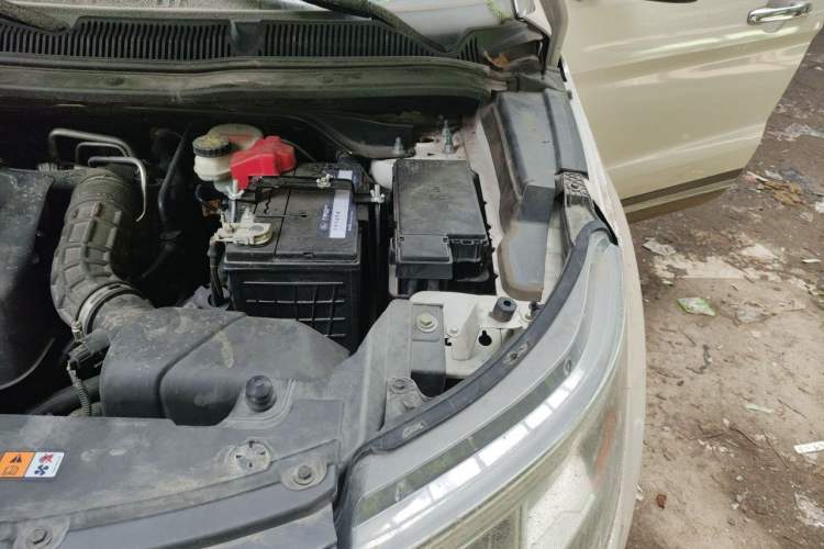 Used Ford Explorer 2017 2.3T Elite Edition Engine Bay Left