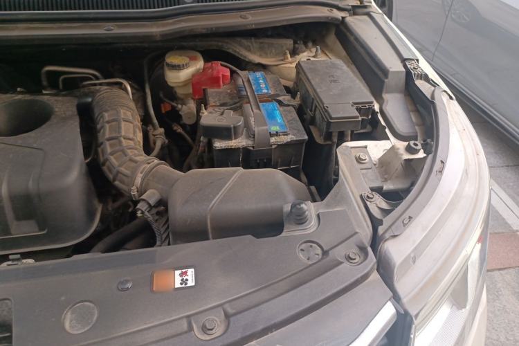 Used Ford Explorer 2017 2.3T Elite Edition Engine Bay Left