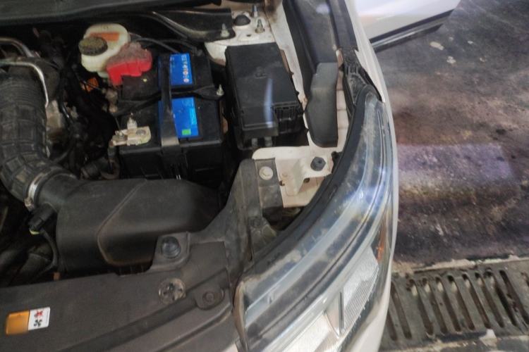 Used Ford Explorer 2017 2.3T Elite Edition Engine Bay Left