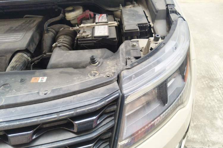 Used Ford Explorer 2017 3.5T Sport Edition Engine Bay Left