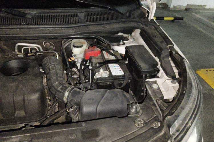 Used Ford Explorer 2017 2.3T Elite Edition Engine Bay Left