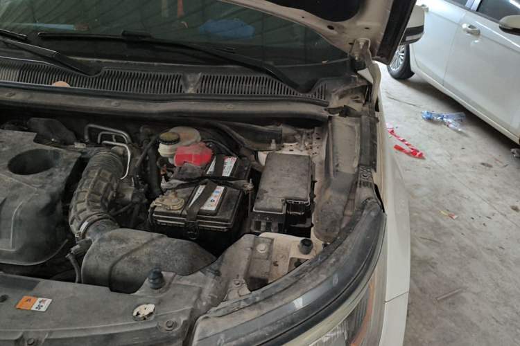 Used Ford Explorer 2017 2.3T Elite Edition Engine Bay Left