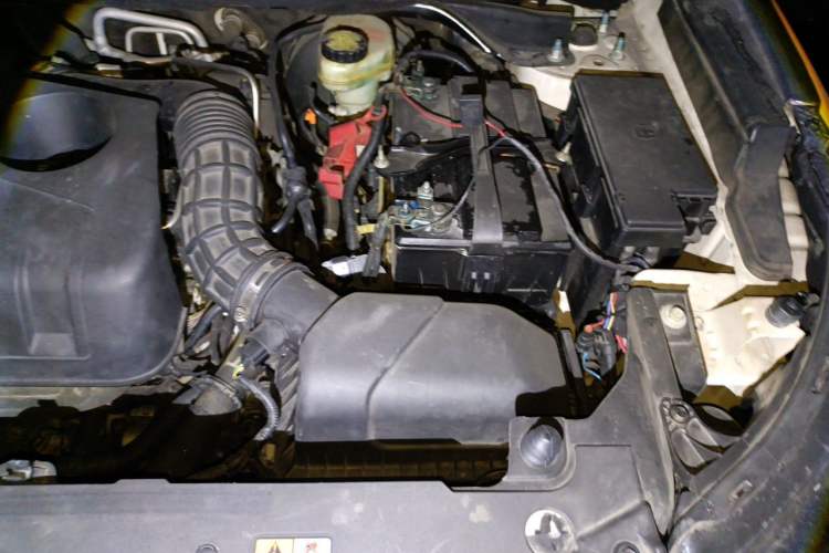 Used Ford Explorer 2017 2.3T Elite Edition Engine Bay Left