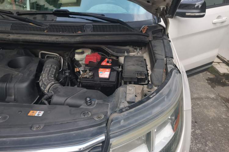 Used Ford Explorer 2017 2.3T Fashion Edition Engine Bay Left