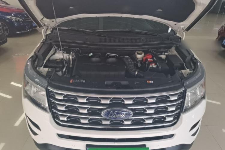 Used Ford Explorer 2017 2.3T Elite Edition Engine Bay