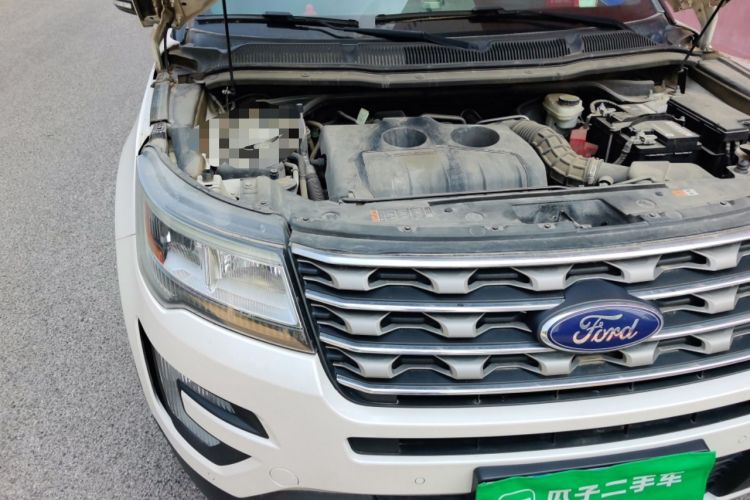 Used Ford Explorer 2017 2.3T Elite Edition Engine Bay Right