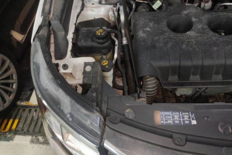 Used Ford Explorer 2017 2.3T Elite Edition Engine Bay Right
