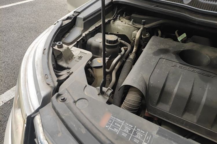Used Ford Explorer 2017 2.3T Fashion Edition Engine Bay Right