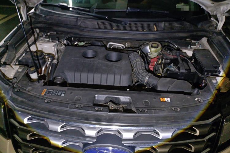 Used Ford Explorer 2017 2.3T Elite Edition Engine Bay