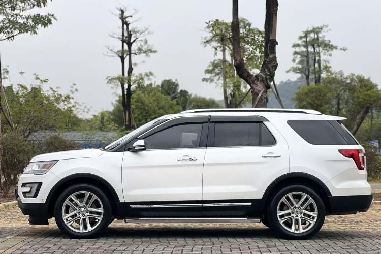 Used Ford Explorer 2017 2.3T Elite Edition Exterior 3