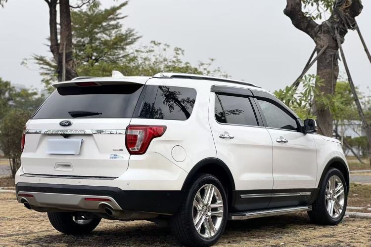 Used Ford Explorer 2017 2.3T Elite Edition Exterior 4