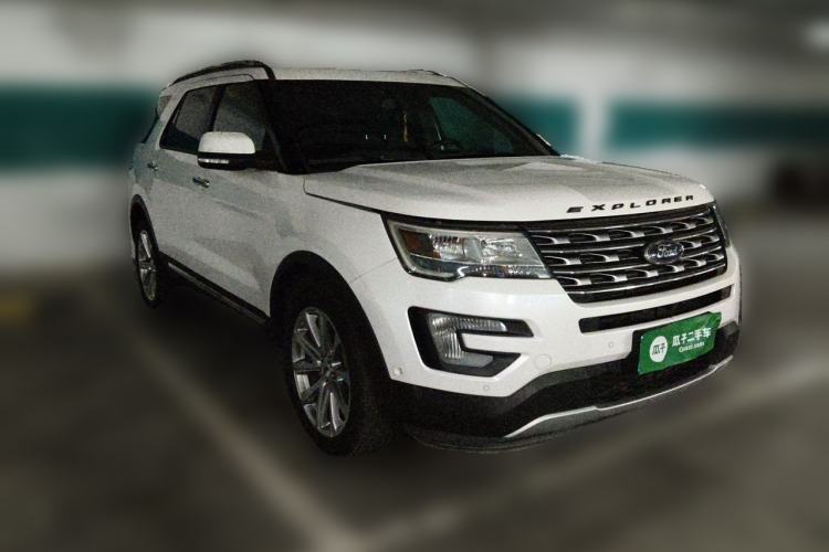 Used Ford Explorer 2017 2.3T Elite Edition Front Right 45 Deg