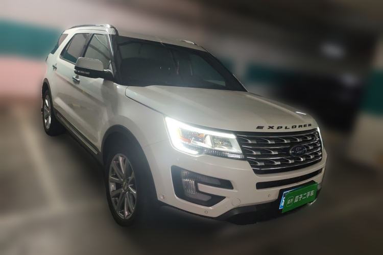 Used Ford Explorer 2017 2.3T Elite Edition Front Right 45 Deg