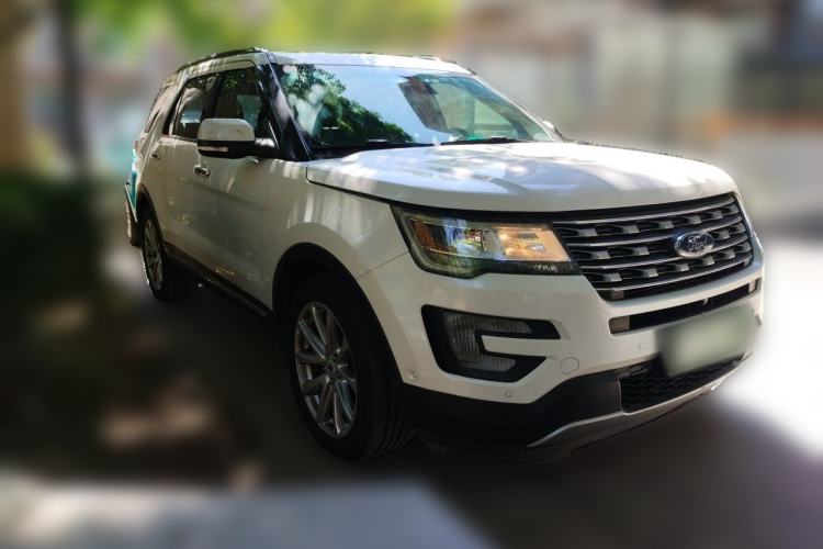 Used Ford Explorer 2017 2.3T Elite Edition Front Right 45 Deg