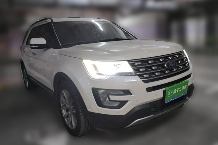 Used Ford Explorer 2017 2.3T Elite Edition Front Right 45 Deg