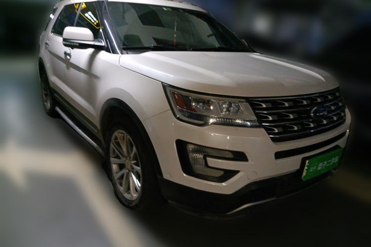 Used Ford Explorer 2017 2.3T Elite Edition Front Right 45 Deg