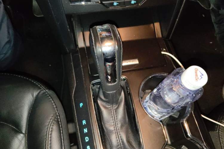 Used Ford Explorer 2017 2.3T Fashion Edition Gear Lever