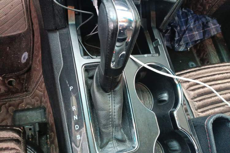 Used Ford Explorer 2017 2.3T Fashion Edition Gear Lever