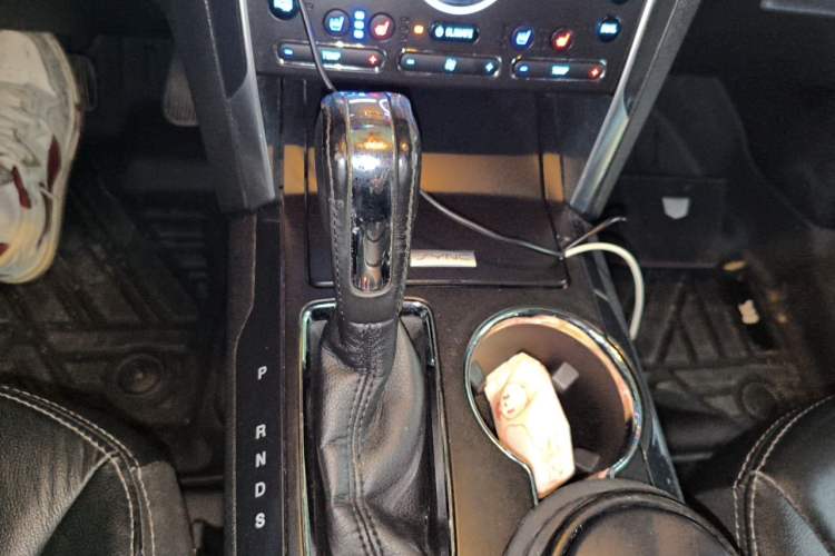 Used Ford Explorer 2017 2.3T Elite Edition Gear Lever