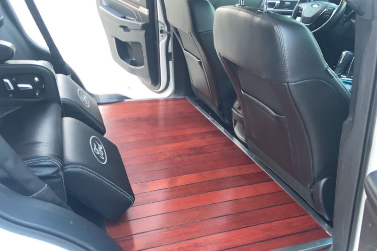 Used Ford Explorer 2017 2.3T Elite Edition Interior 2
