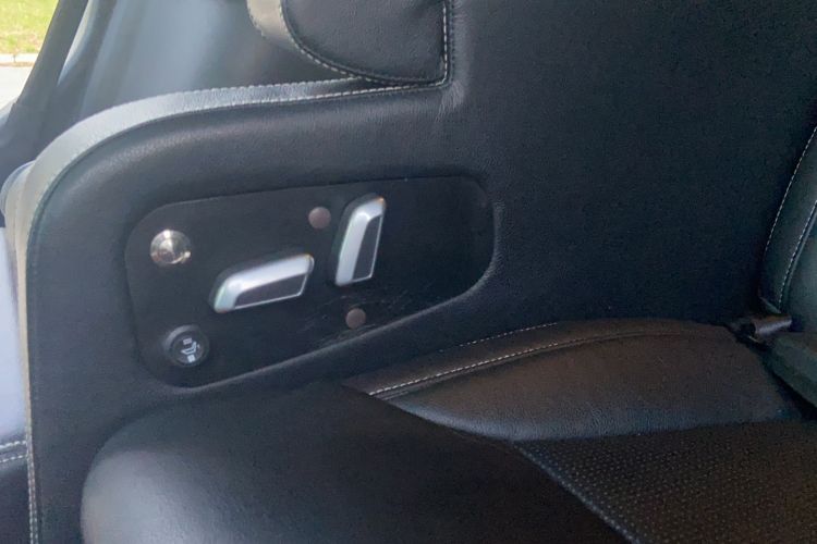Used Ford Explorer 2017 2.3T Elite Edition Interior 7