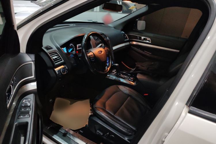 Used Ford Explorer 2017 2.3T Fashion Edition Left Front Seat
