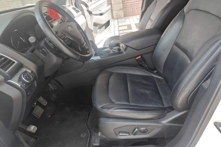 Used Ford Explorer 2017 2.3T Fashion Edition Left Front Seat