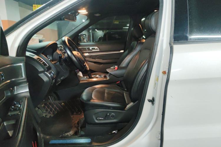 Used Ford Explorer 2017 2.3T Elite Edition Left Front Seat