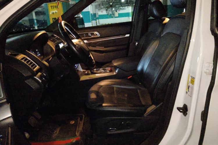 Used Ford Explorer 2017 2.3T Elite Edition Left Front Seat