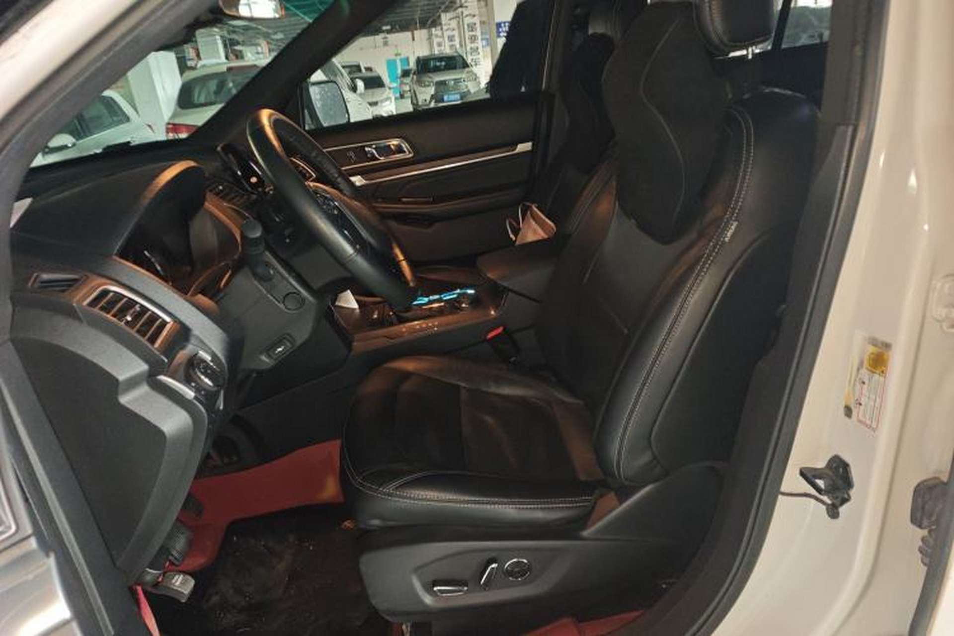 Used Ford Explorer 2017 2.3T Elite Edition Left Front Seat