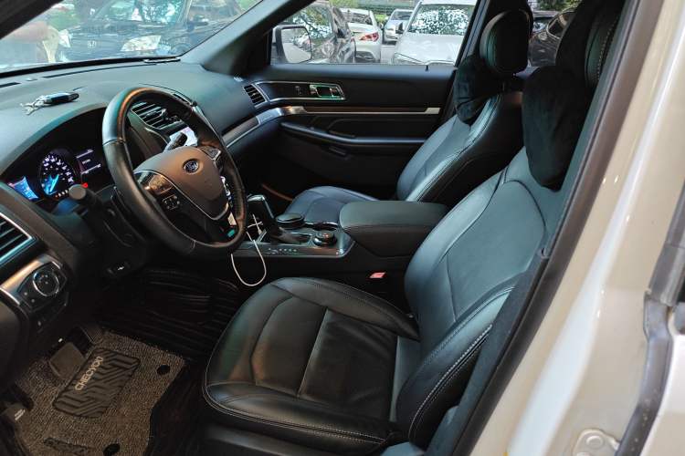 Used Ford Explorer 2017 2.3T Elite Edition Left Front Seat