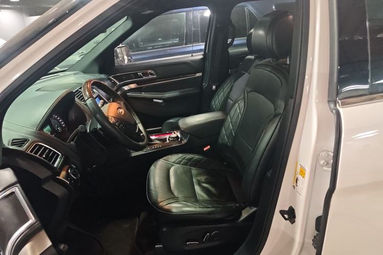 Used Ford Explorer 2017 3.5T Platinum Edition Left Front Seat