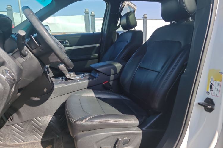 Used Ford Explorer 2017 2.3T Fashion Edition Left Front Seat